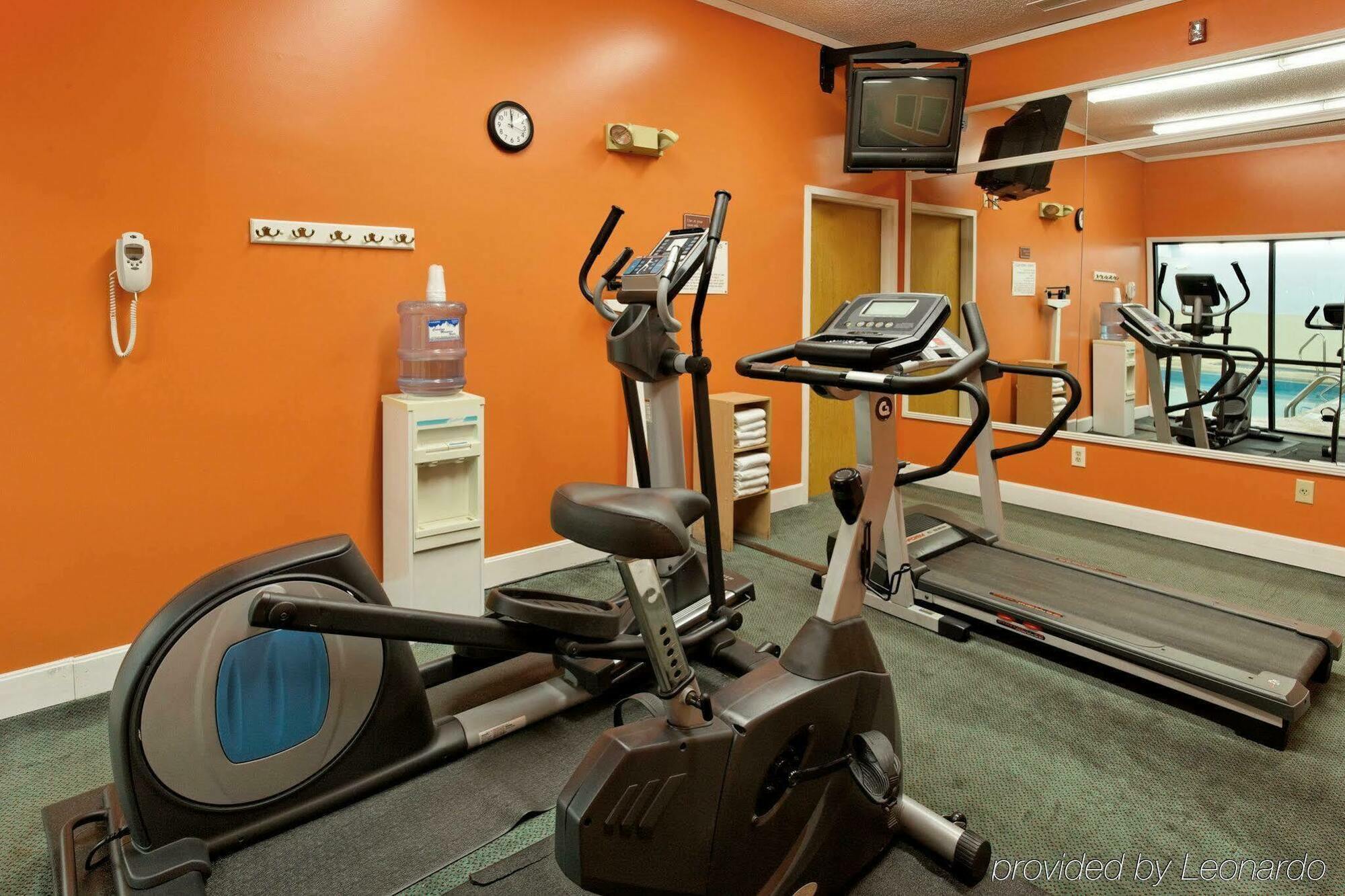 Holiday Inn Express Metropolis By Ihg Zewnętrze zdjęcie